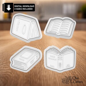 Pode incluir: Quatro cortadores de biscoitos de plástico branco em forma de livros. Um está fechado, dois estão abertos e um está inclinado. O texto "DOWNLOAD DIGITAL 3 TAMANHOS INCLUÍDOS" está no canto superior esquerdo.