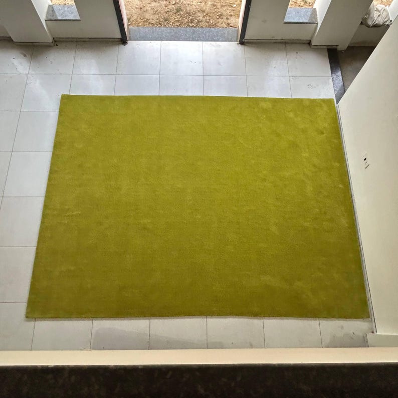 Handgeknüpfter neuseeländischer Wollteppich, einfarbig chartreusefarbener Teppich, moderne Boho-Wohnzimmerdekoration Bild 6