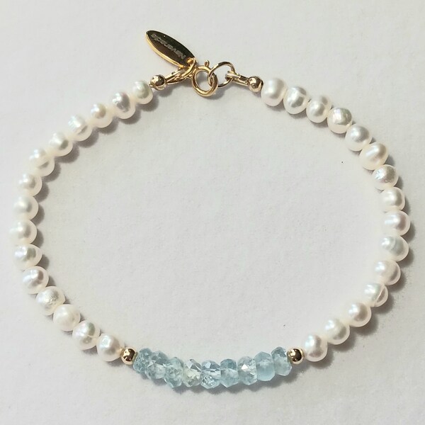 Bracelet Simply Elegant - Aigue-marine et perles, or rempli - Navenadia