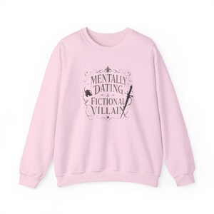 Camiseta/sudadera con estampado "Saliendo mentalmente con un villano de ficción" imagen 14