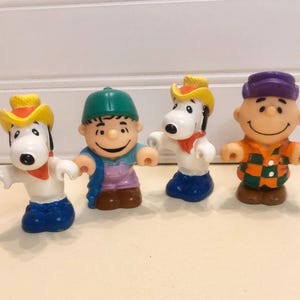 2.75” Vintage Peanuts Vinyl Toys