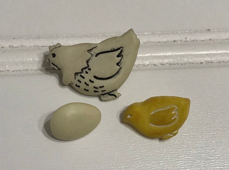 Egg Buttons Chick Hen