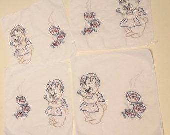 Vintage Embroidered Bears Linens