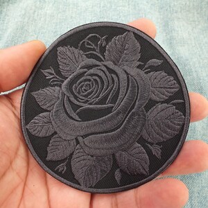 Black Rose Patch Round Iron On Embroidered Applique Gothic Flower Patch DIY Custom Clothing Statement Badge Sew On Craft Supplies