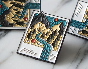 Hiking Lover Enamel Pin Camping Enthusiast Suitcase Badge Scenic National Park Landscape Lapel Badge Outdoor Adventure Accessory Memory Box