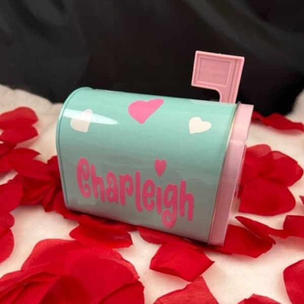 Kids Valentine Box; Mini Mailbox;Card Holder;Valentine Exchange;Valentine Gift;Kids Classroom Valentine;Valentine Card Tin