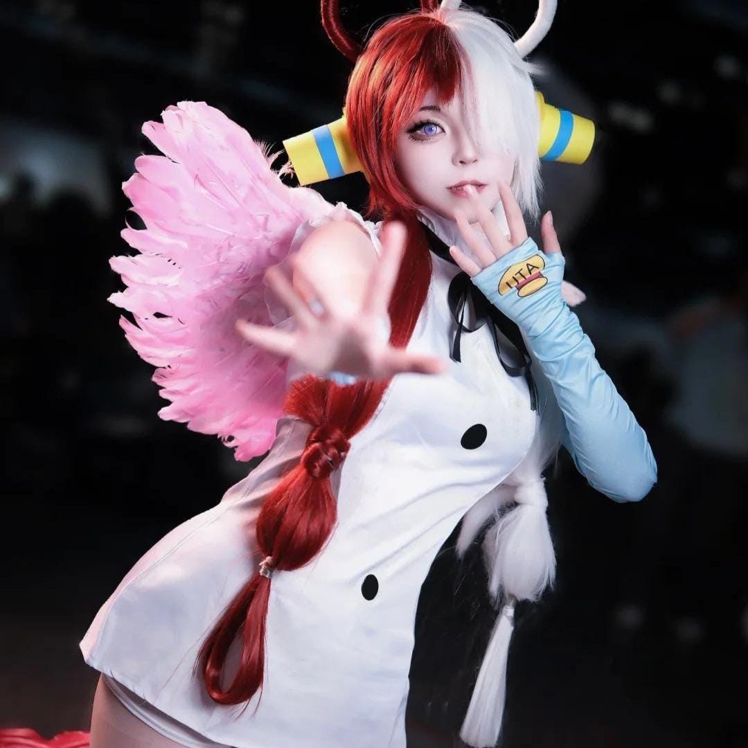 Uta Cosplay Costume - Etsy