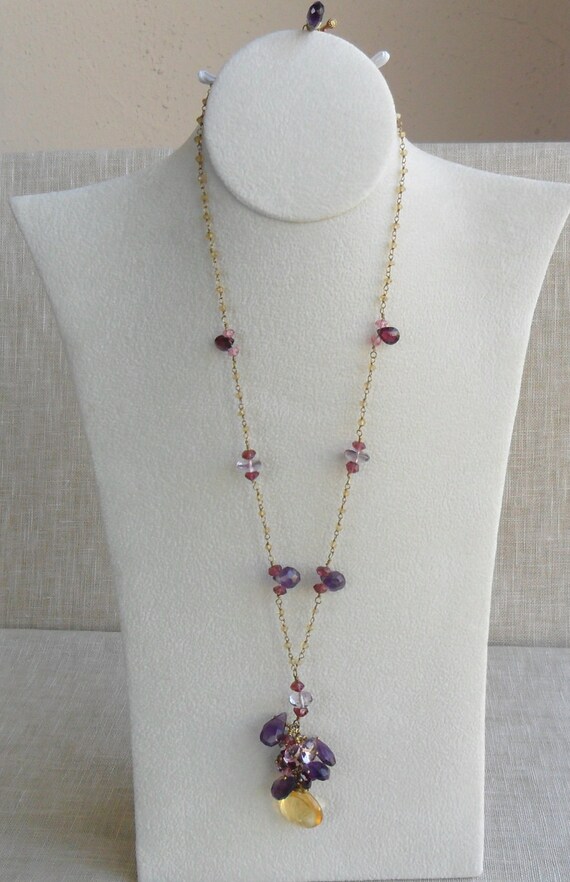 Delicate and Dramatic Gemstone Necklace with Amet… - image 3