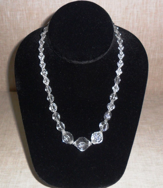 BEAUTIFUL  Art Deco Crystal Faceted Beaded Neckla… - image 1