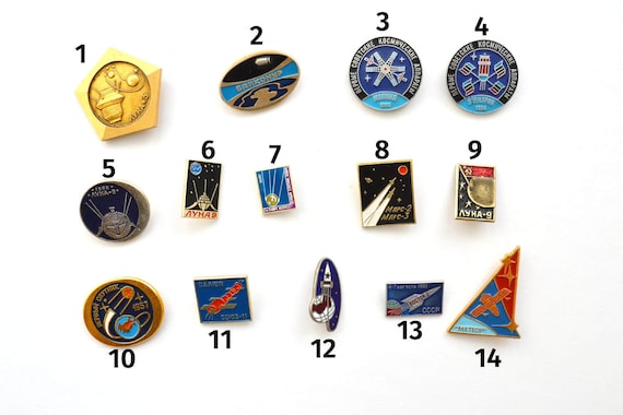 Lunokhod 1970 Moon Moonwalker spacecraft Vintage Soviet Russian Space Pin Badge