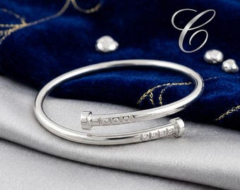 Silber Nagelwickelarmband, verstellbares Fußkettchen, Minimalistische Armmanschette, offene Unisex-Manschette, Schmuck für den Alltag