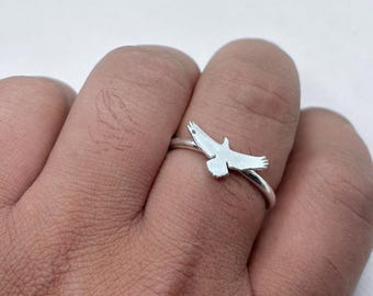 Fliegender Adler schlichter Ring | Süßer Vogel Design Minimalistischer Ehering | Geschenk für Sie Massiv 925 Sterling Silber