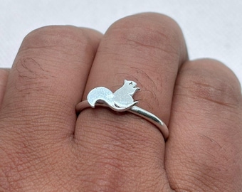 Zierlicher Ring aus Sterling Silber, Mickey Mouse inspiriert, Ring mit Mäusen, Silber Ring mit Micky Maus, zierlicher Ring