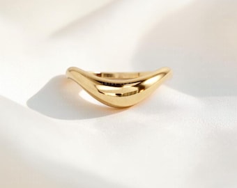 14k Solid Gold Minimalist Curved Band, cruved Ring Digital File , Minimalist Chevron Ring, Stacking Ring, Digital File CAD File