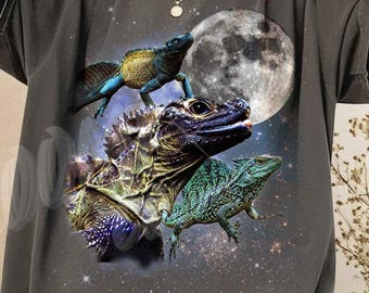 Retro Hydrosaurus Lizard Shirt, Vintage Sailfin Dragon Moon Tee, Celestial Reptile Art, Aesthetic 90s Lizard Tshirt, Cottagecore Nature Gift