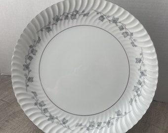 Mikasa Encino Fine China Large 12" Inch Serving Plate Silver Leaf Leaves 212 Vintage