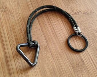 Reflective Paracord Keychain with Carabiner – Minimalist EDC Key Holder, Handmade Keychain