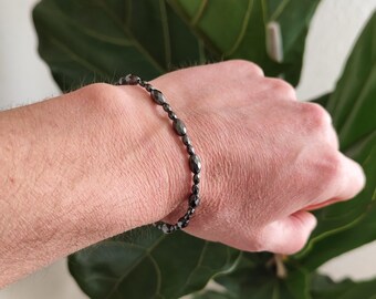 Hematite Bracelet Faceted Olive, Natural Stone Beaded Bracelet for Men and Women, Anthracite Gloss, Stainless Steel Element, Minimalist Jewelry, Boho