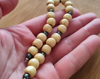 Handmade Flip Chotki made of wood & hematite 6 mm – high-quality anti-stress beads, fidget, minimalist design, customizable