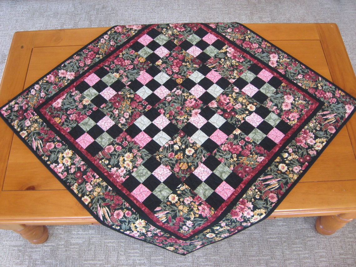 Forest Flutter Quilted Table Topper NCU0PTT719