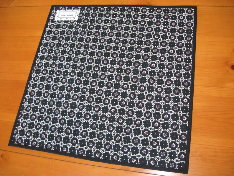White /& Red Gray Black Quilted Table Topper 3-Rail Blocks FREE SHIPPING