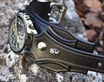 Skull Leather Cuff Watch, Bracelet Watch,Black Lether Cuff, Biker Watch, Gothic Watch