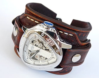 Steampunk Vintage  Mens Leather Cuff Watch