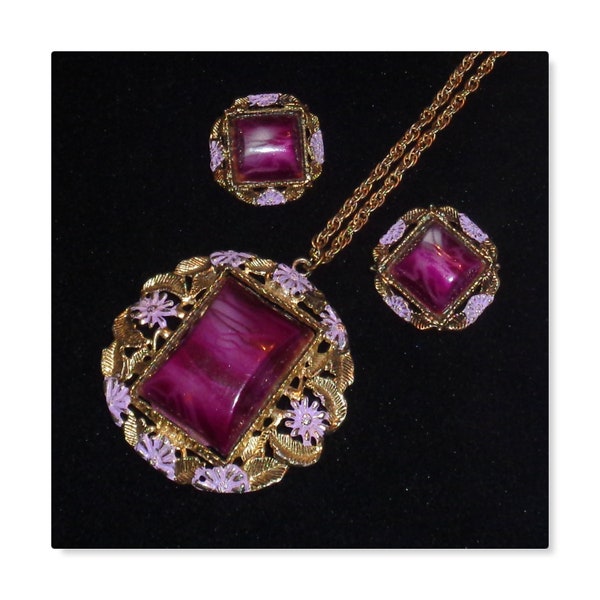 Vintage Selro Selini Style Gold Tone Purple Marbled Lucite, Light Purple Floral Enamel Necklace Clip Earrings Set