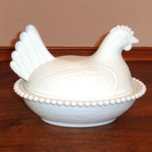 Vintage Indiana Glass White Milk Glass Nesting Hen on Nest Beaded Edge Covered Candy Dish