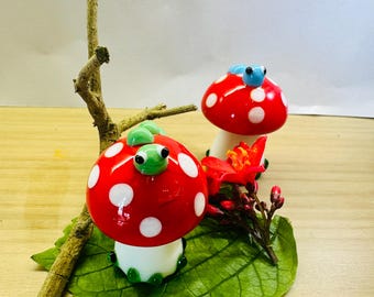 Ornamento de cogumelo artesanal, minhoca de vidro, miniaturas de cogumelos de vidro para decoração de terrários e mini jardins, estatuetas de cogumelos de vidro, presente para ela.