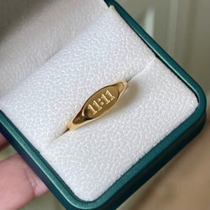 Bague chevalière Lucky 11:11 en or, résistante à l'eau et au ternissement, minimaliste et empilable, en acier inoxydable