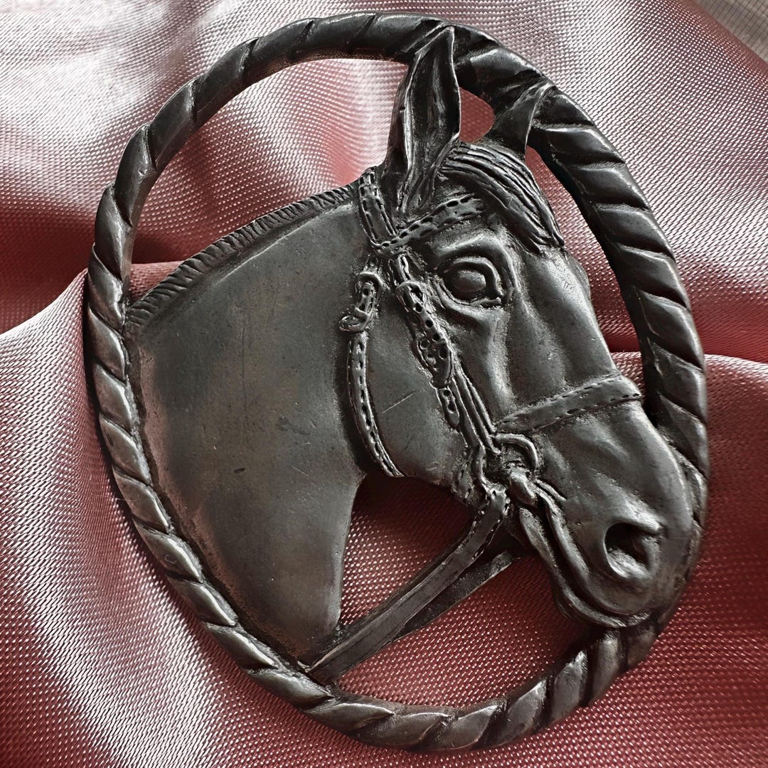 Vintage 1980s Seagull Canada Pewter Horse Head Brooch: Detailed