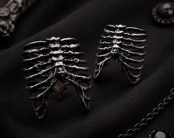 Gothic Rib Cage Ring, Dark Silver Tone Skeleton Wrap Ring, Punk Adjustable Statement Jewelry, Unisex Alternative Gift for Him Her