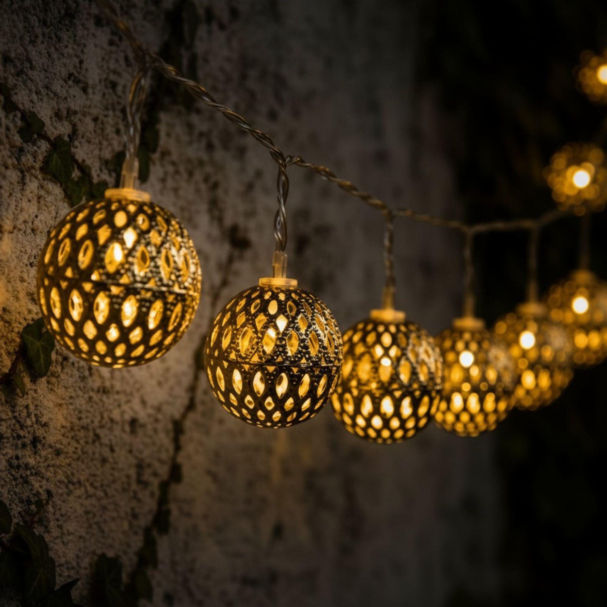 Marokkanische Lichterkette Mit Batterie – 20 LED Kugeln, Warmweiß, Gold, 3 Meter, Timer – Für Hochzeit, Party & Weihnachten LED Globen 20er Warmweiß