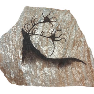 Lascaux Giant Deer primitive painting on stone