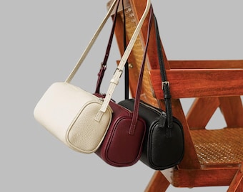 Leather 90s Pouch Minimal Small Top Handle Handbag, Mini Tote Bag for Women