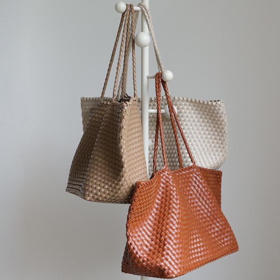 Hand Woven Leather Tote Bag Genuine Leather Women Shoulder Bag Large Luxury Woven Handbag Minimalist Summer Travel Bag Daily Boho Hobo Bag