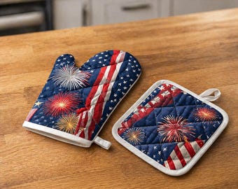 America 250th Anniversary Fireworks Oven Mitt Set, Patriotic USA Flag Kitchen Decor, 1776-2026 Celebration Potholder, July 4th Gift