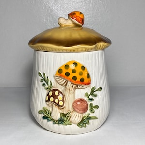 Vintage Merry Mushroom 9&quot; Kitchen Canister w/ Lid 1977 Sears Roebuck Ceramic Japan - Retro Kitchenware