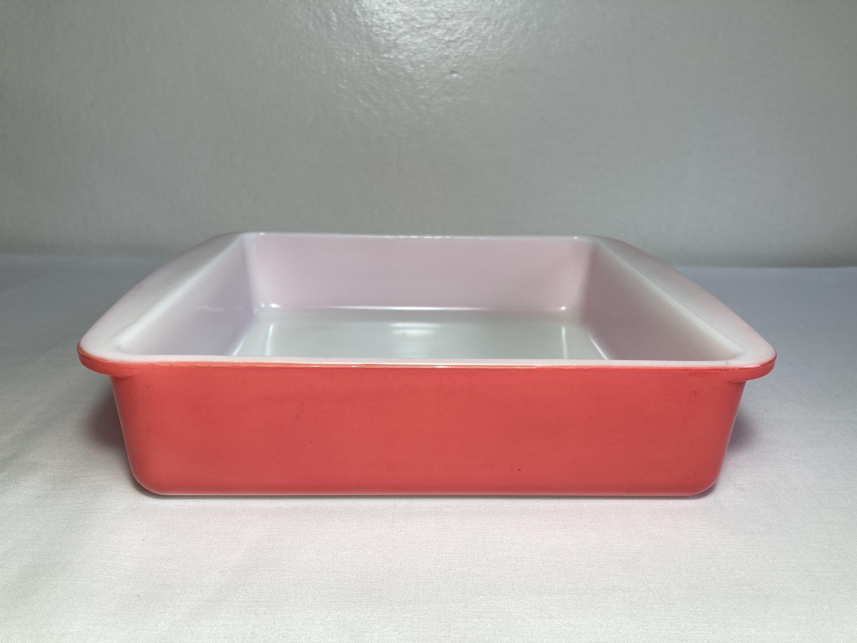 Vintage Pyrex Dishes