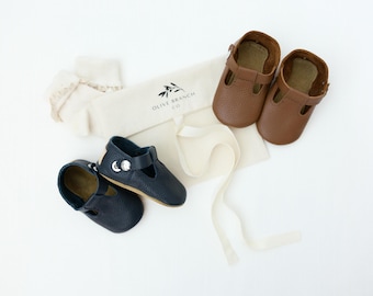 Zapato descalzo de suela blanda para bebés y niños pequeños - 100% cuero