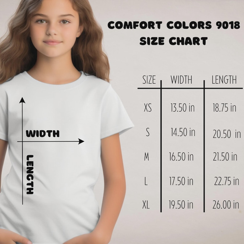 Puede incluir: Una camiseta blanca con una tabla de tallas para Comfort Colors 9018. La tabla muestra las tallas XS a XL, con medidas de ancho y largo en pulgadas. La camiseta la lleva una persona.