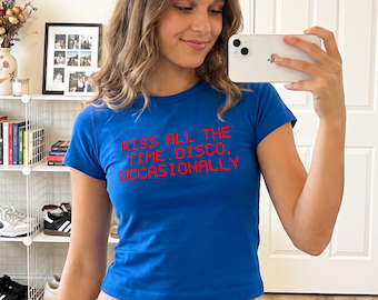 Kiss All The Time. Disco Occasionally Baby Tee T-Shirt Top Harry Album Merch Tour Concert Unisex (Red Text Version)