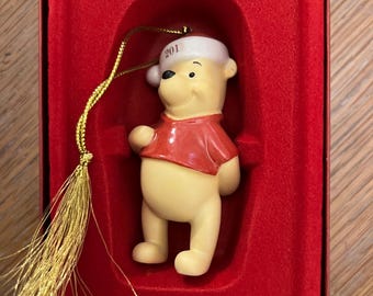Christmas Disney Lenox 2011 Winnie the Pooh Santa Surprise Ornament