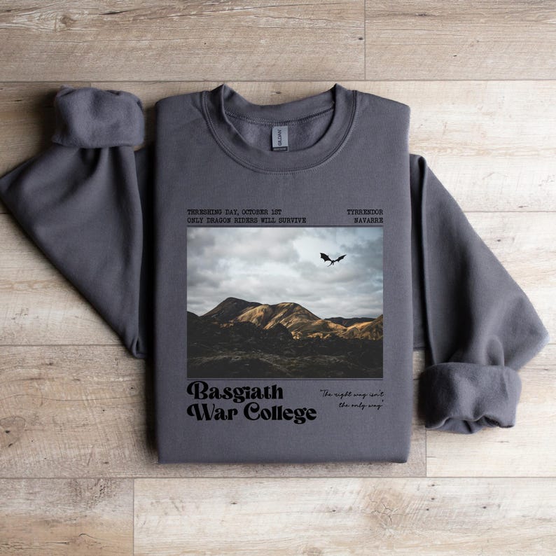 Basgiath War College CrewNeck Sweatshirt, only Dragon Rider's Will Survive, Fourth Wing, Threshing Day, Dark Fantasy,Xaden Riorsen Romantasy Charcoal