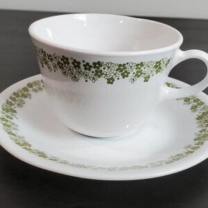 Vintage Corelle Crazy Daisy Kopp och Fat Set, Vårblommande Grön - Set om 8