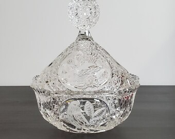 Dulcera vintage de cristal de plomo Hofbauer Byrdes con tapa.