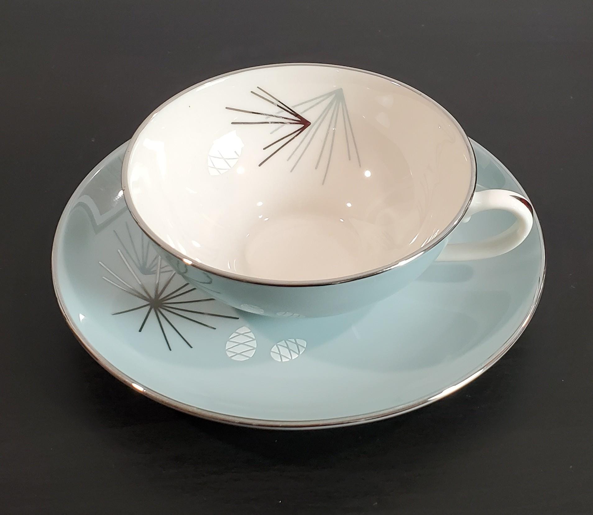 Vintage cup and saucer - Etsy 日本
