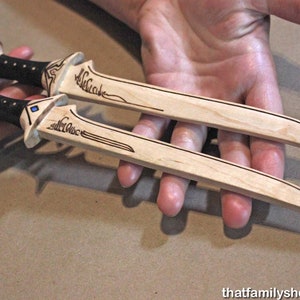 Miniature Icingdeath, Twinkle -- Drizzt Do'Urden's Scimitars in Wood, Tiny Sword from Dungeons and Dragons D&D Cosplay Sword Gift for Him