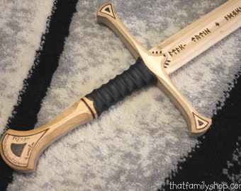 Anduril, Aragorn's Sword LOTR-Inspired Wood Sword of Isildur Replica Cosplayer Costume Accessory